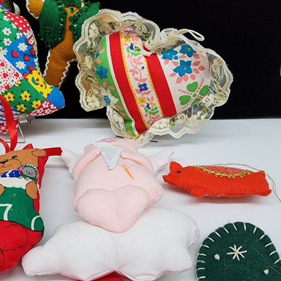 Vintage Handmade Christmas Ornaments Fabric Felt Sequin Yarn Angels Figures - Picture 4 of 9